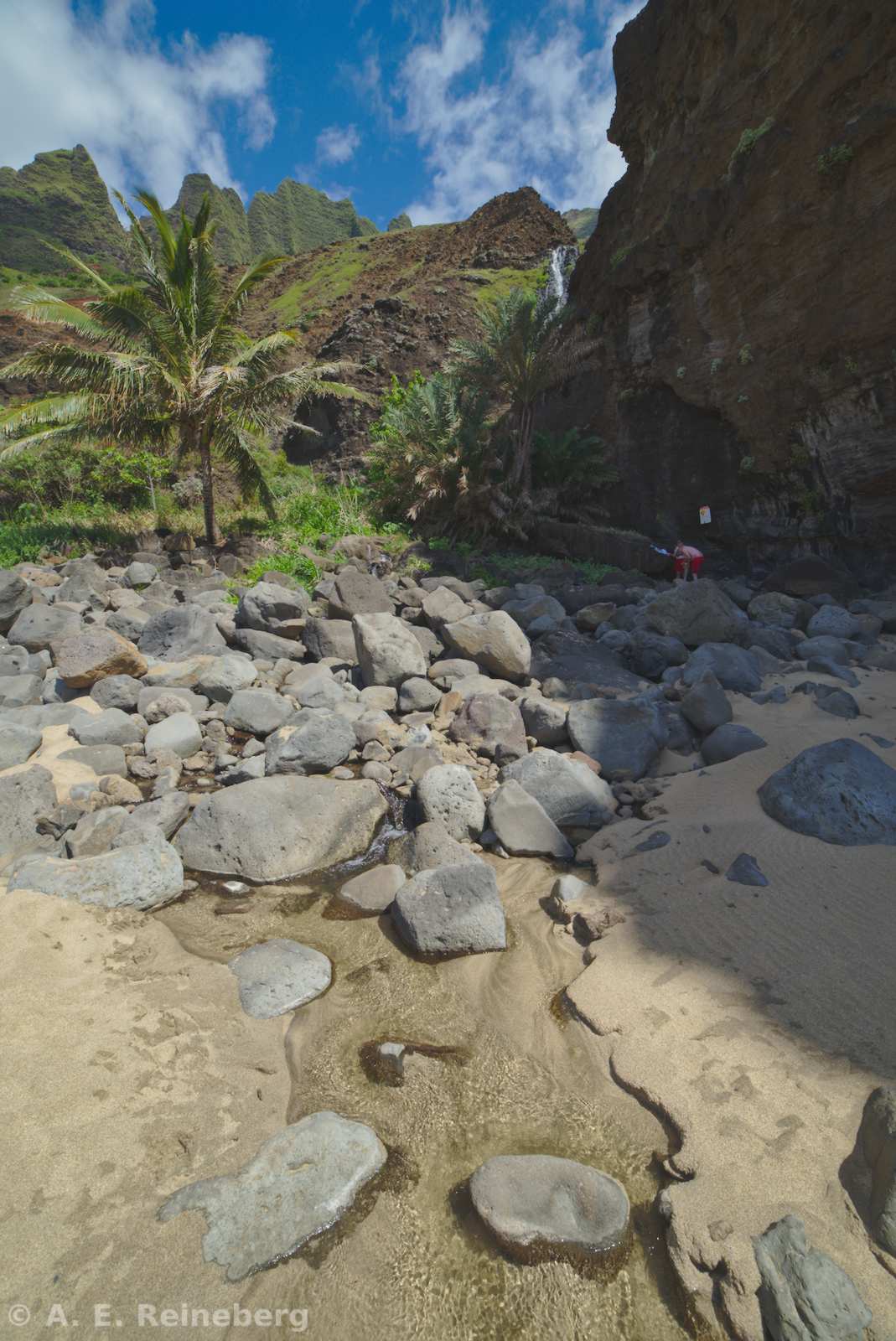 Backpacking the kalalau traiil