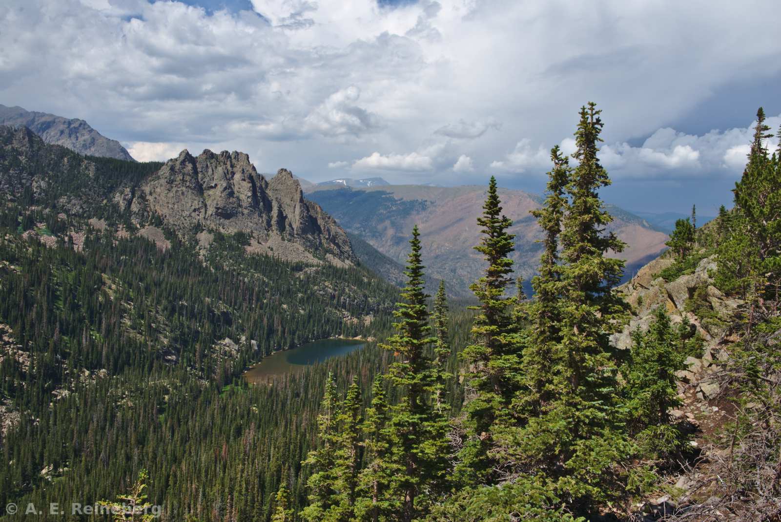 Summer hiking in Rocky Mountain National Park